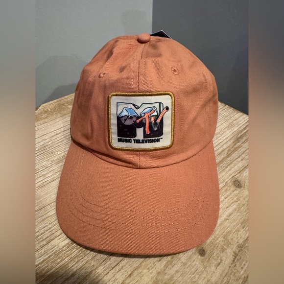 MTV Logo Adjustable Cap NWT - Picture 3 of 9